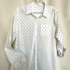Long sleeve, cotton shirt, Eden of Olivia, size large, white with blue pattern